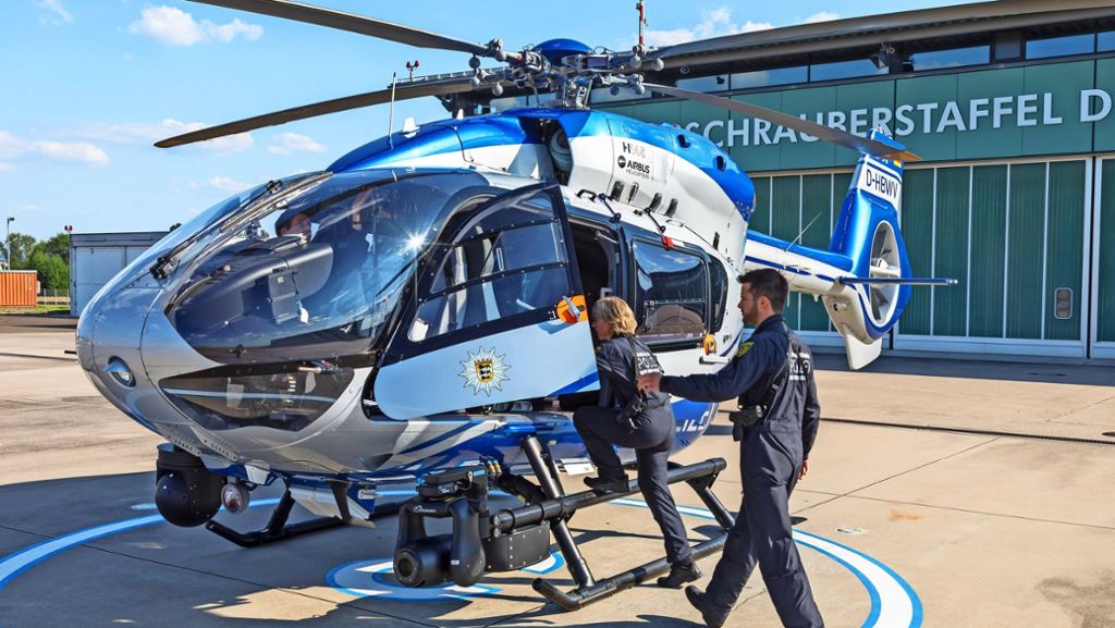 Hubschrauberstaffel am Flughafen Stuttgart: Unterwegs mit den  Adleraugen der Polizei