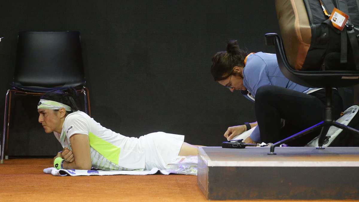 Ons Jabeur (Nr. 9/Tunesien) hatte im vergangenen Jahr in Stuttgart Pech. Im Halbfinale musste sie wegen einer Wadenverletzung aufgeben.