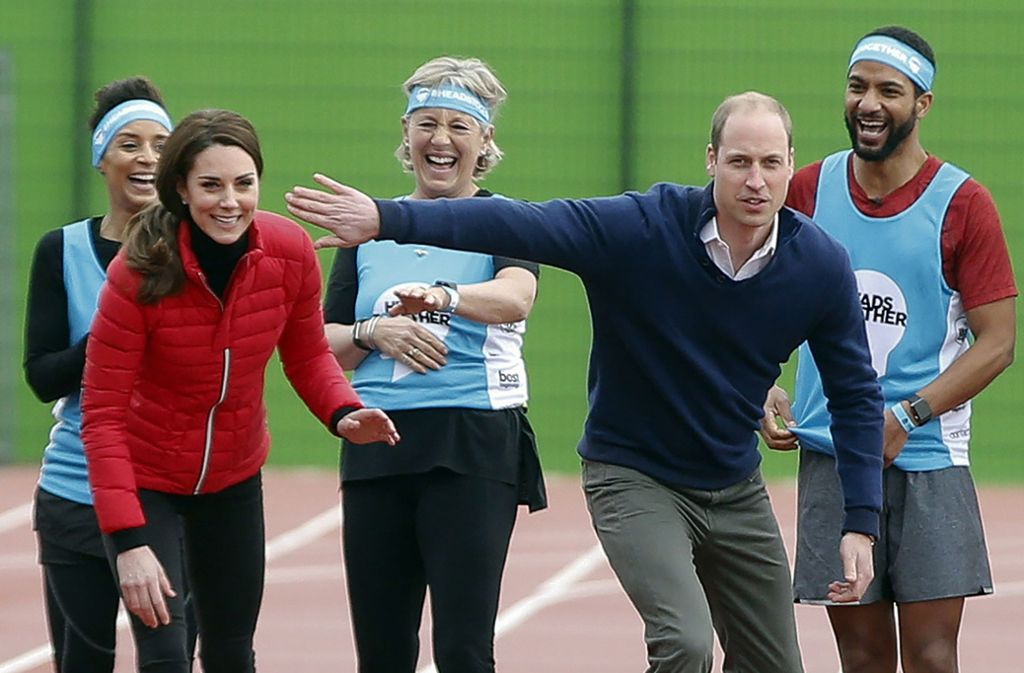 Auf die Plätze, fertig, los: Prinz William und seine Frau Kate machen sich bereits für den Sprint.