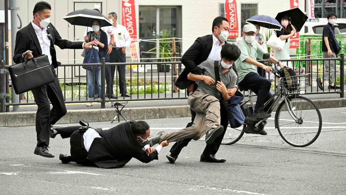 Attentat auf Japans Ex-Ministerpräsident: Verdächtiger gesteht tödliche Schüsse auf Abe