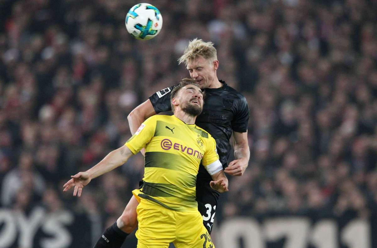 Andreas Beck im Luftduell.