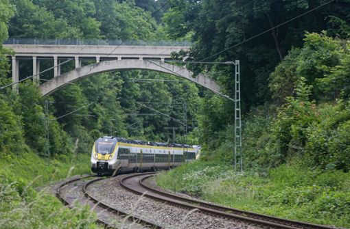 Die DB AG will die Panoramastrecke der Gäubahn in Stuttgart nach 2025 nicht weiter betreiben. Foto: Lichtgut/Max Kovalenko