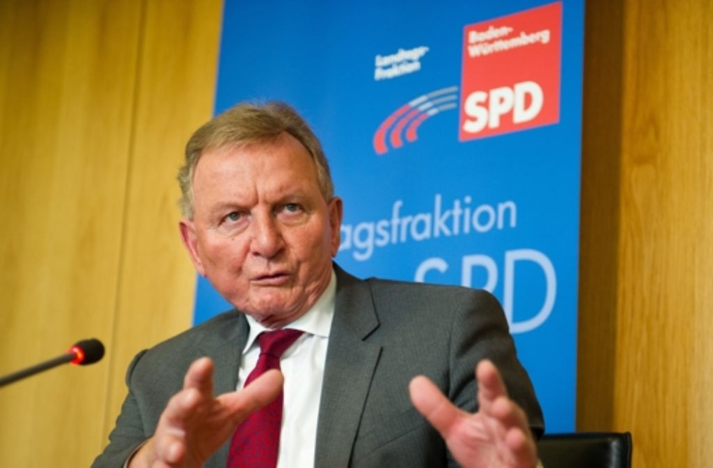 Claus Schmiedel, der Chef der Landtags-SPD, ist ständig bemüht um das Profil seiner Partei. Viel gefruchtet hat die Mühe bisher nicht. Foto: dpa