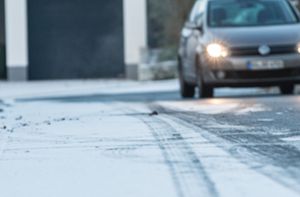 Eisschicht auf den Straßen –  wo es besonders gefährlich ist