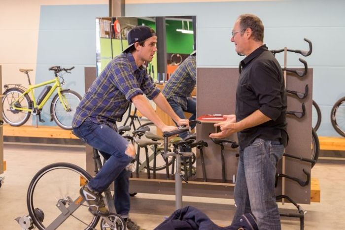 Experten raten ambitionierten Radfahrern zu einem Bike-Fitting mit Satteldruckanalyse.