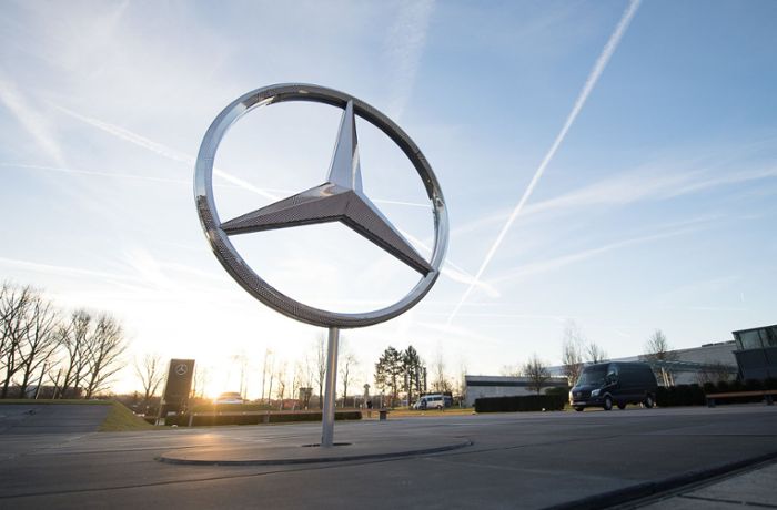 Razzia bei Stuttgarter Autobauer Mercedes-Benz