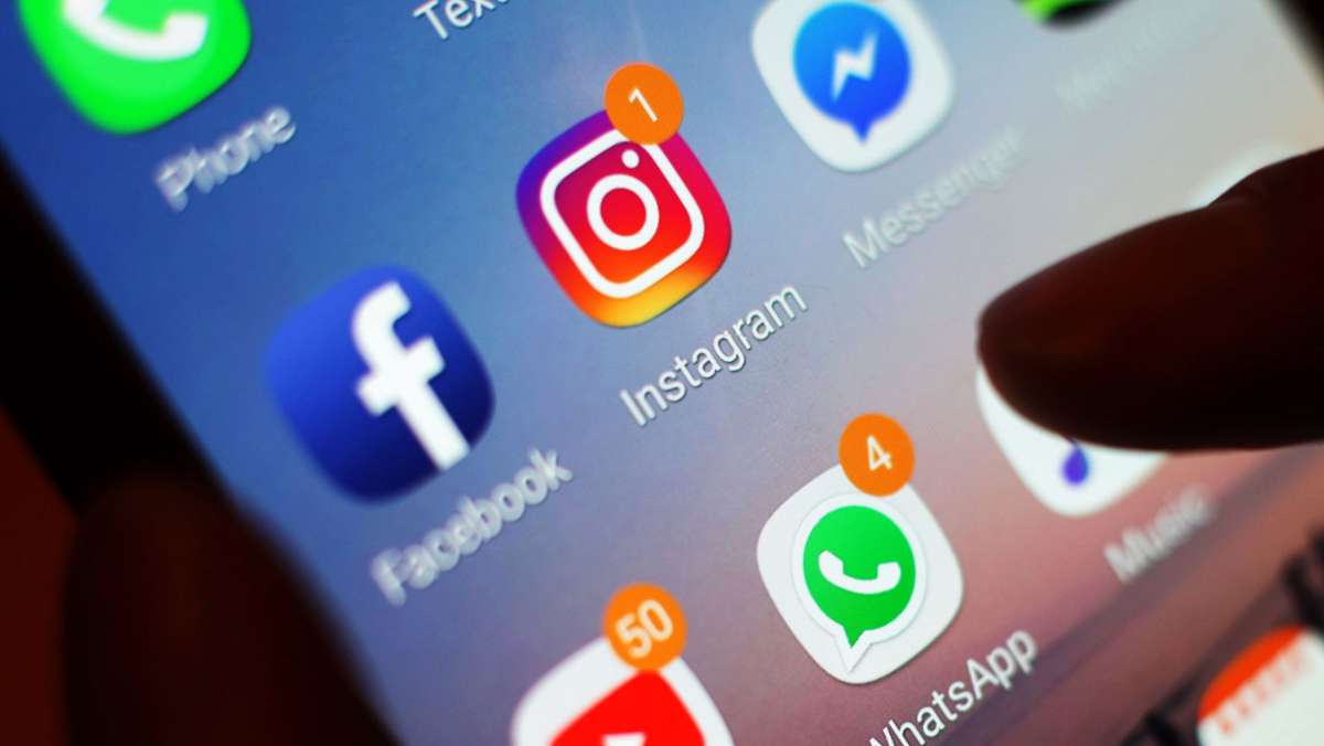  Riesen-Panne bei sozialen Netzwerken und Messenger-Diensten: Facebook, Instagram und Whatsapp, die alle zum selben Konzern gehören, sind am Montagabend für viele Nutzer nicht erreichbar. 