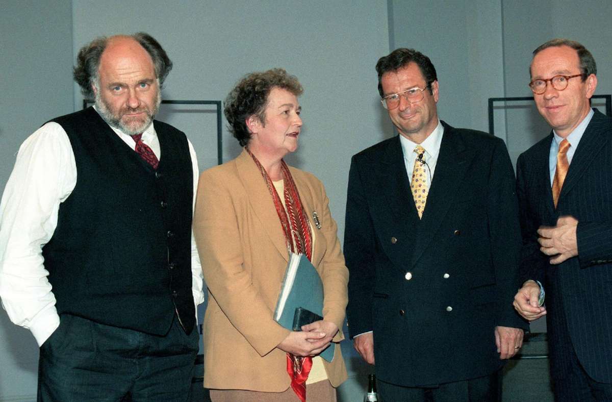 Mit den Spitzenkandidaten für die Bundestagswahl 1998: von links Rezzo Schlauch (Grüne), Herta Däubler-Gmelin (SPD), Außenminister Klaus Kinkel (FDP) und Bundesverkehrsminister Matthias Wissmann (CDU).