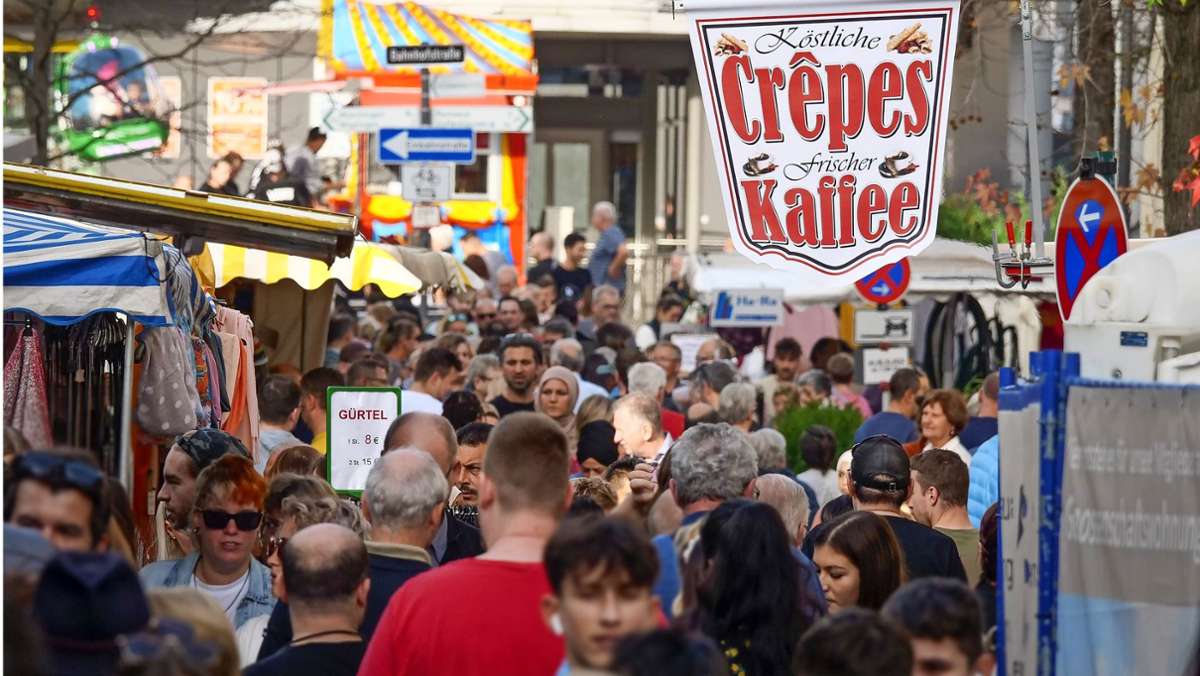 Verkaufsoffener Sonntag: Kirbe füllt Kornwestheims Straßen