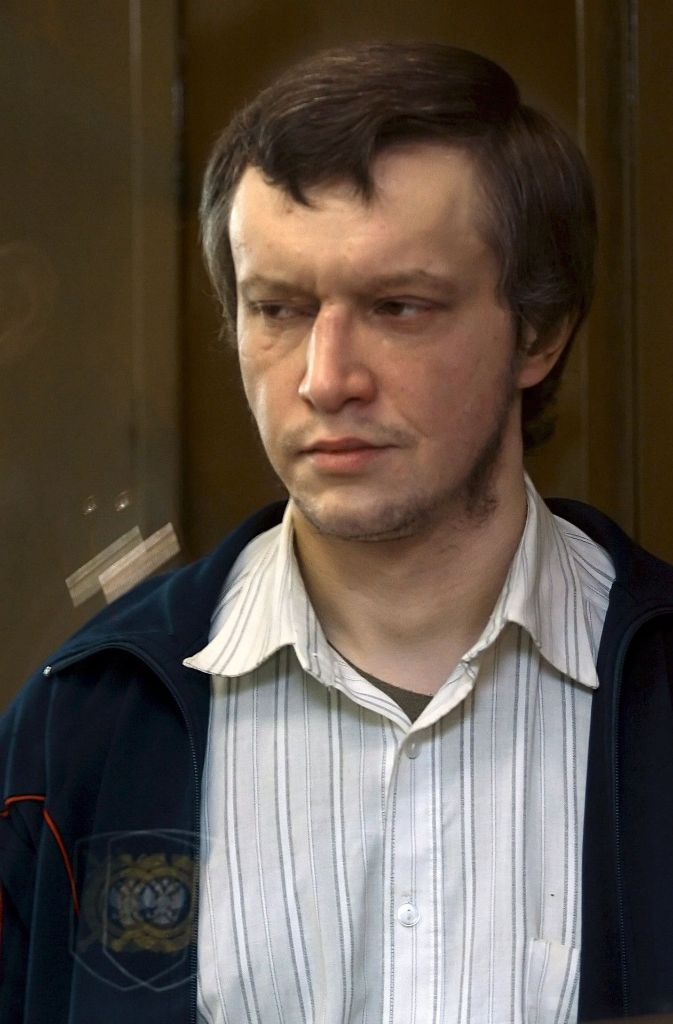 Alexander Pichushkin (geboren 1974): Der als „Irre vom Bitsa-Park“ in die Kriminalgeschichte eingegangene russische Serienmörder tötete in dem Moskauer Park mindestens 48 Menschen. 2007 wegen 48-fachen Mordes und dreier weiterer Mordversuche zu lebenslanger Haft verurteilt.