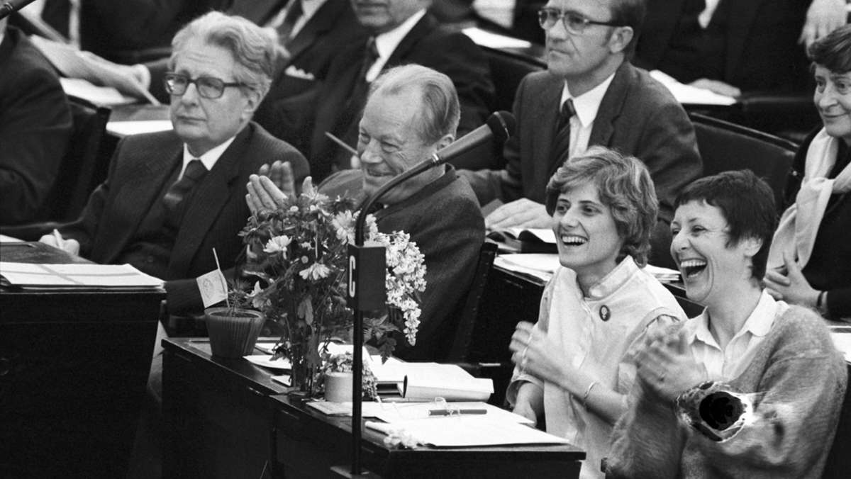 Vor 40 Jahren: Grüne erobern das  Parlament: Wie der Bundestag ergrünt ist