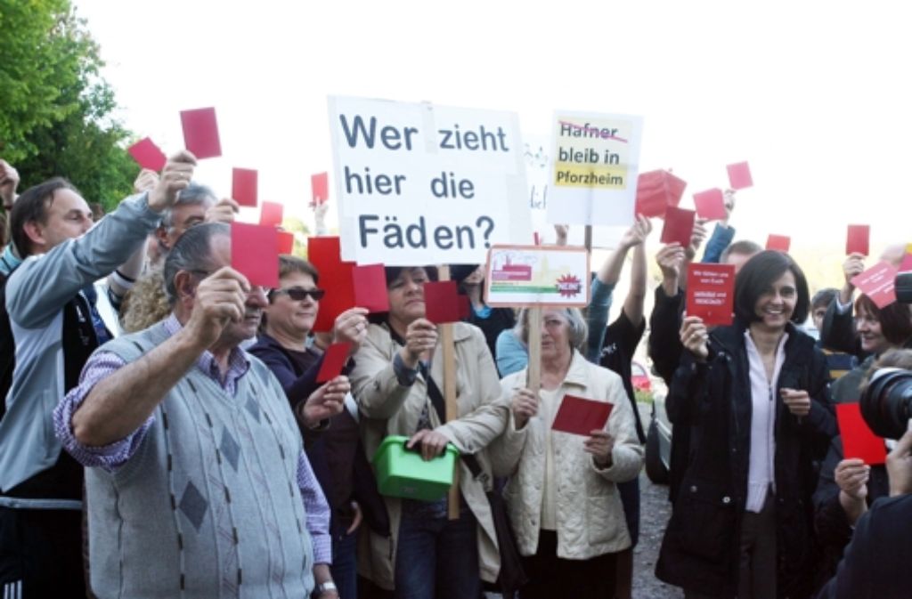 Regelmäßig demonstriert die Bürgerinitiative Wimsheim gegen die geplante Ansiedlung der Firma Hafner im Gewerbegebiet. Foto: Andreas Gorr