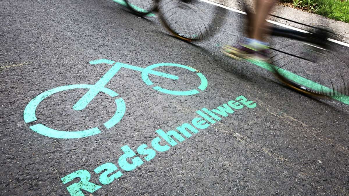 Trasse zwischen Esslingen und Reichenbach: Land tritt beim Radschnellweg mächtig in die Pedale