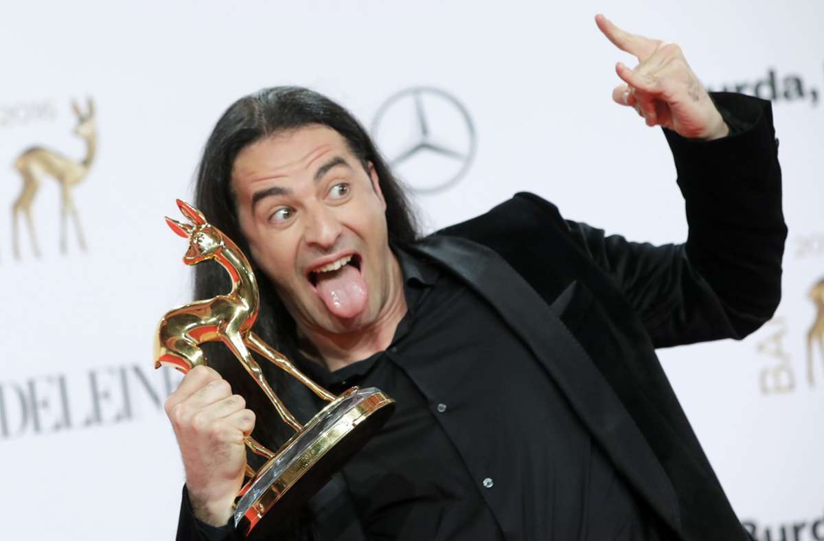 Neben zahlreichen Auszeichnungen gewann Bülent Ceylan 2016 den Medien- und Fernsehpreis Bambi in der Kategorie Comedy.