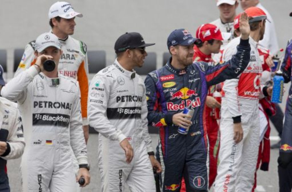 Sebastian Vettel hat Großen Preis von Brasilien seinen 13. Sieg in diesem Jahr gefeiert.