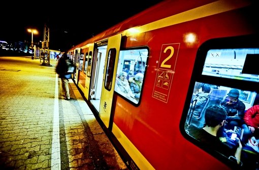 Die Nacht-S-Bahnen in der Region Stuttgart werden rege genutzt. Foto: Dirk Müller
