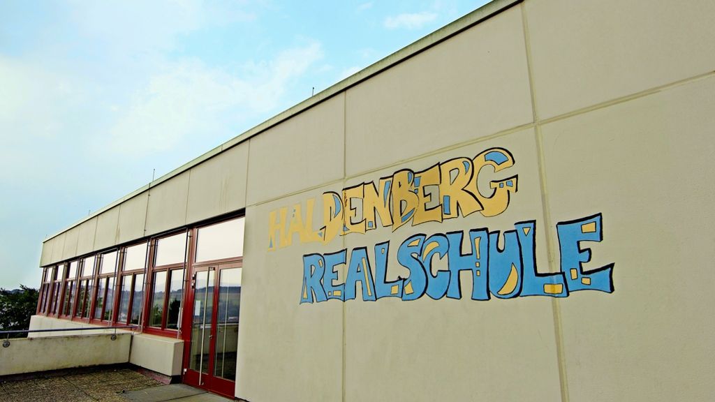 Realschule Uhingen hat Vision: Elfte Klasse als  Sprungbrett  nach Göppingen