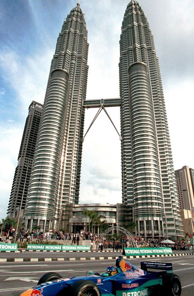 Platz 10: Petronas Towers, Kuala Lumpur (Malaysia), Höhe: 452 Meter, Baujahr: 1998.