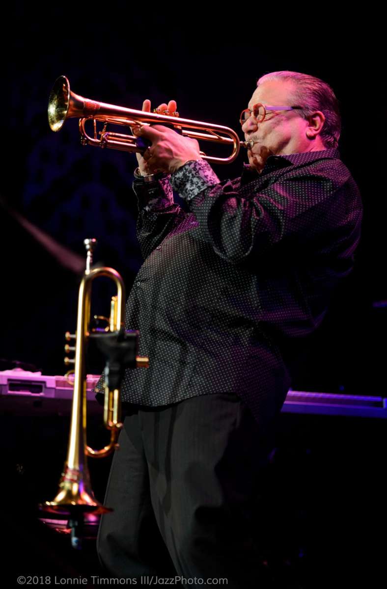Am 16. 7. im Alten Schoss: der auf Kuba geborene Jazz-Trompeter Arturo Sandoval