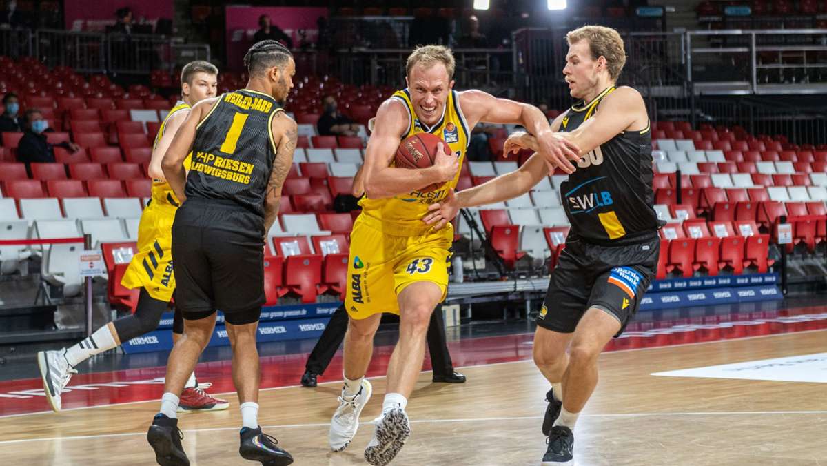 Basketball-Meisterturnier: Alba schlägt Ludwigsburg bei Meisterturnier