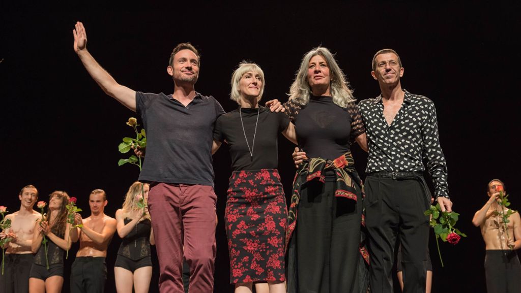 Premierenparty im Stuttgarter Theaterhaus: Eric Gauthier verneigt sich vor den Frauen