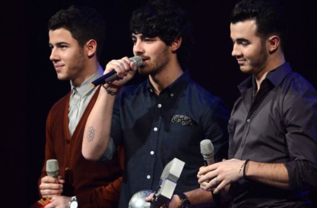 Jonas Brothers, Nick, Joe and Kevin (von links nach rechts)