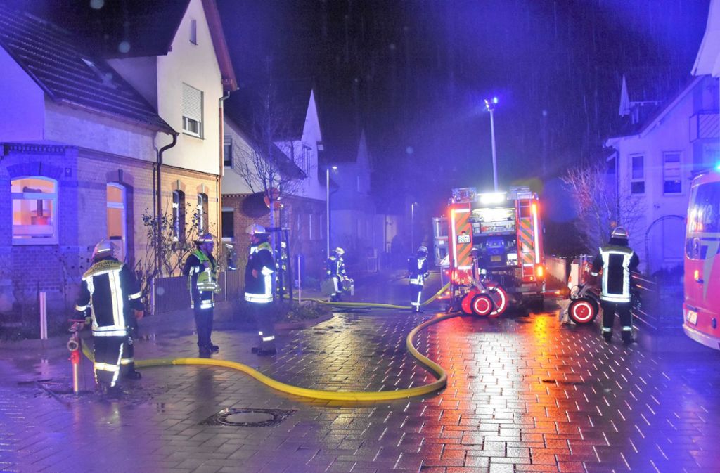 Die Feuerwehr ist am Montagabend zu einem Brand nach Kirchheim ausgerückt.