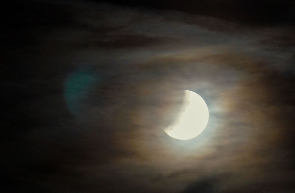 Weitere Eindrücke von der partiellen Mondfinsternis aus Sindelfingen.