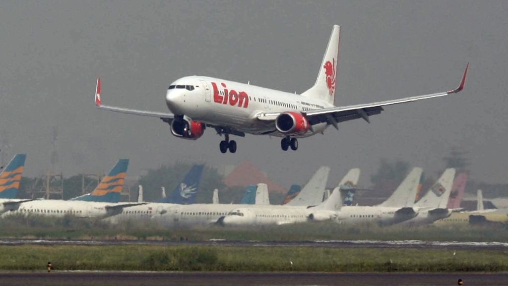 Absturz in Indonesien: Flugzeug hatte technische Probleme