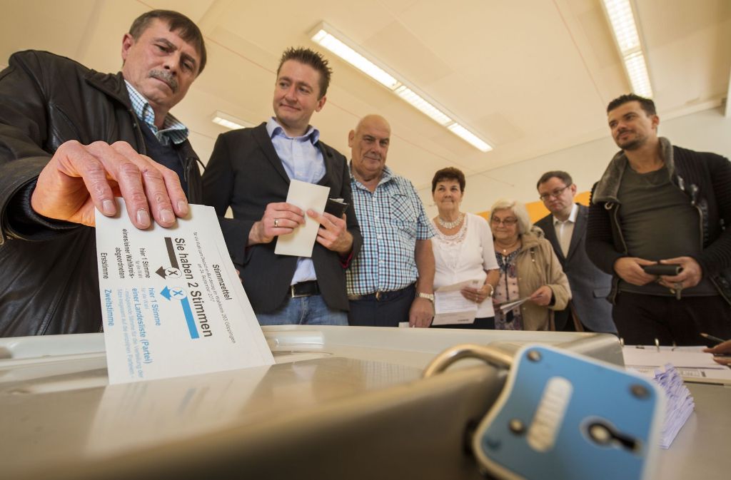 Wähler bei der Stimmabgabe im Landkreis Göppingen.