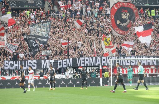 Viele Fans haben sich zuletzt gegen die Investorenpläne der DFL ausgesprochen – auch beim VfB Stuttgart. Foto: Pressefoto Baumann/Hansjürgen Britsch