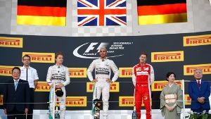 Hamilton fährt mit Mercedes zum Sieg