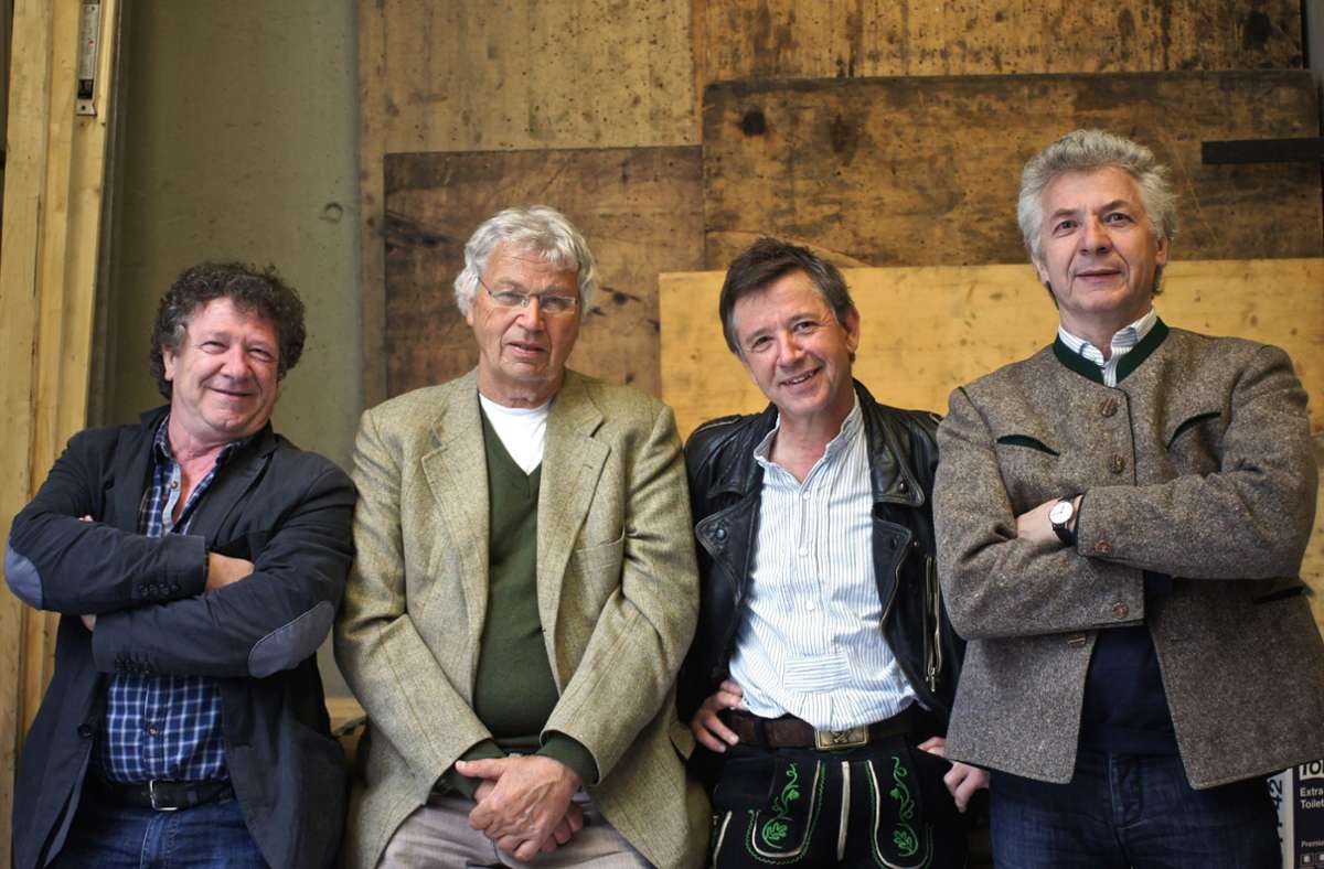 Gerhard Polt (2. von links) und die Well Brüder feiern ihr 40. Bühnenjubiläum