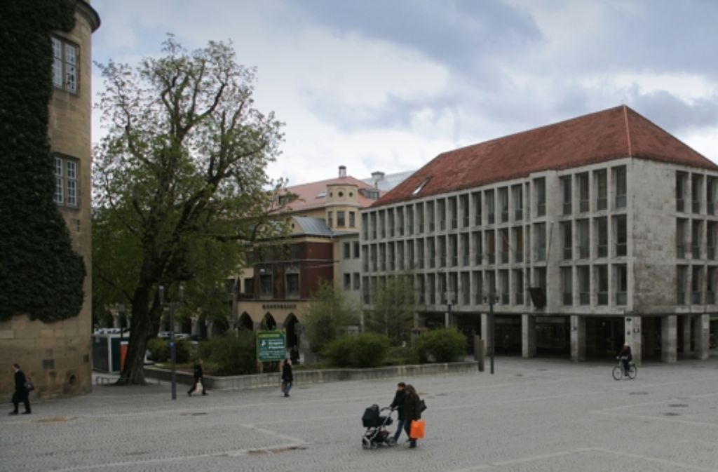 Auch das Gebäude in der Dorotheenstraße 2, unterhalb des Schillerplatzes, steht unter Denkmalschutz.