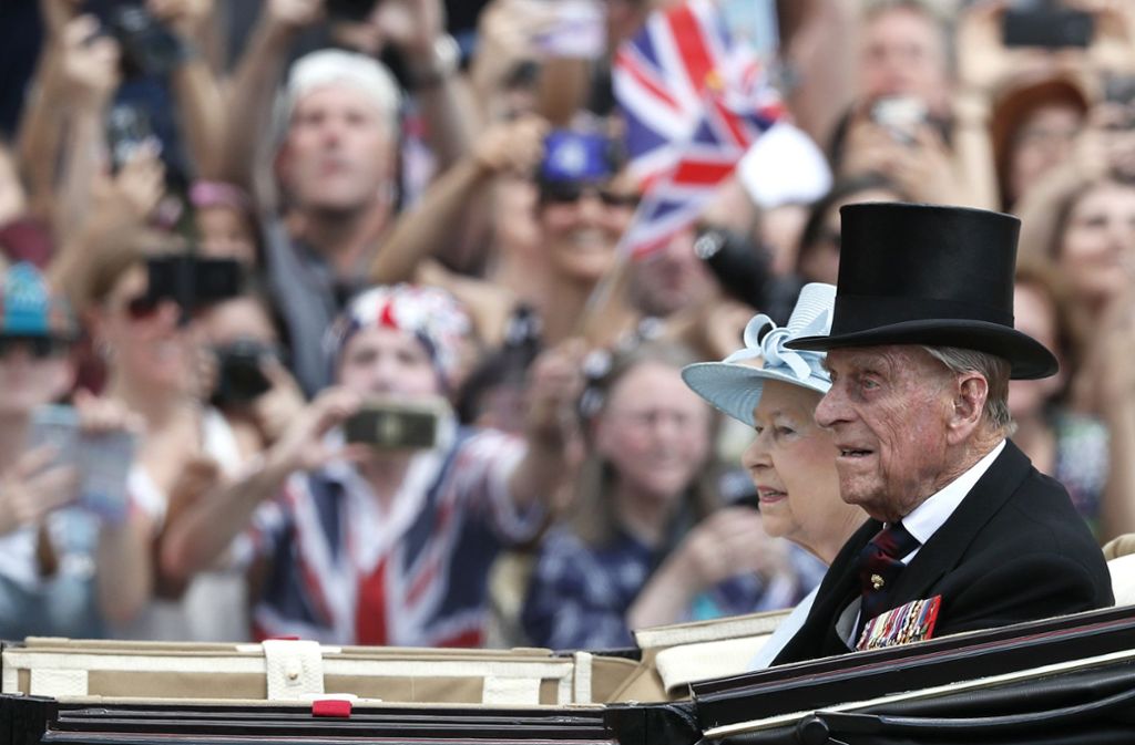 Queen Elizabeth und Prinz Philip ...