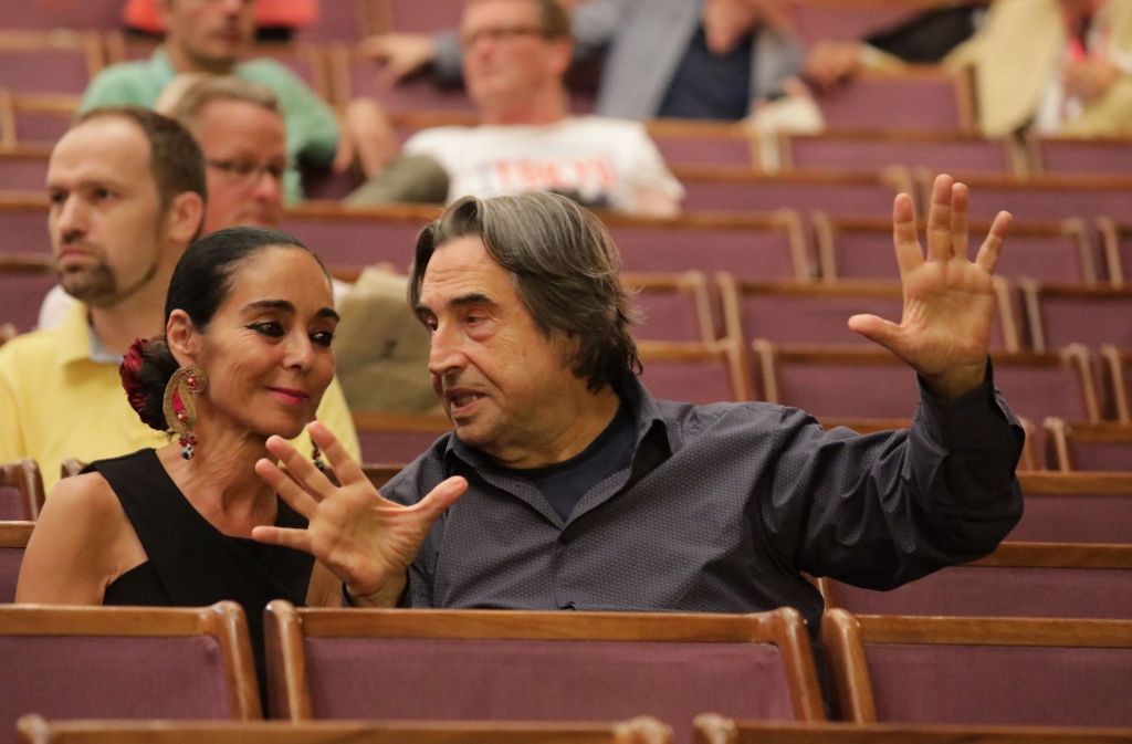 Im Gespräch die Regisseurin Shirin Neshat und der Dirigent Riccardo Muti.