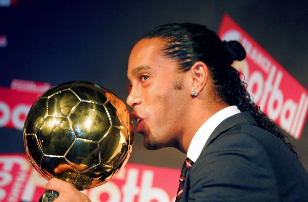 Ronaldinho, damals Spieler des FC Barcelona, siegt im Jahr 2005.