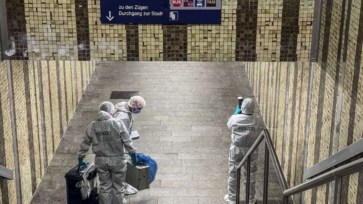 Bahnhof in  Weil der Stadt: Polizei sucht Zeugen nach tödlichem Streit