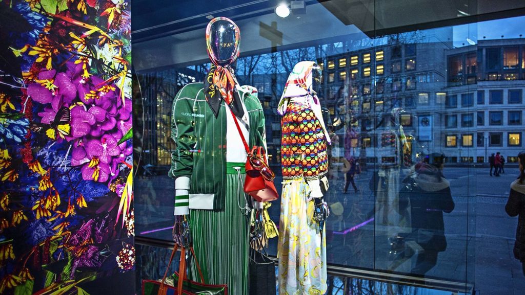 Modeposse in Stuttgart: Breuninger wegen Kopftüchern angefeindet