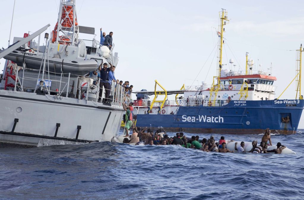 Das Rettungschiff „Sea Watch 3“ bei einem Einsatz im Mittelmeer.
