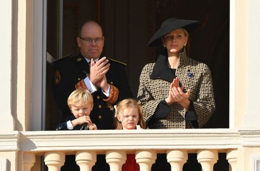 Fürstin Charlène und Fürst Albert von Monaco mit den Zwillingen Jacques und Gabriella bei den Feierlichkeiten zum Nationalfeiertag. Foto: Getty Images Europe