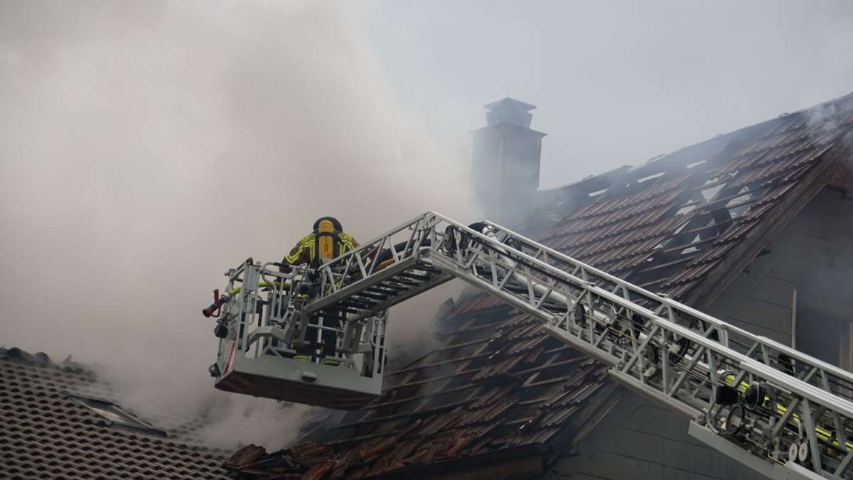 Feuer in Murrhardt: Brand flammt erneut auf