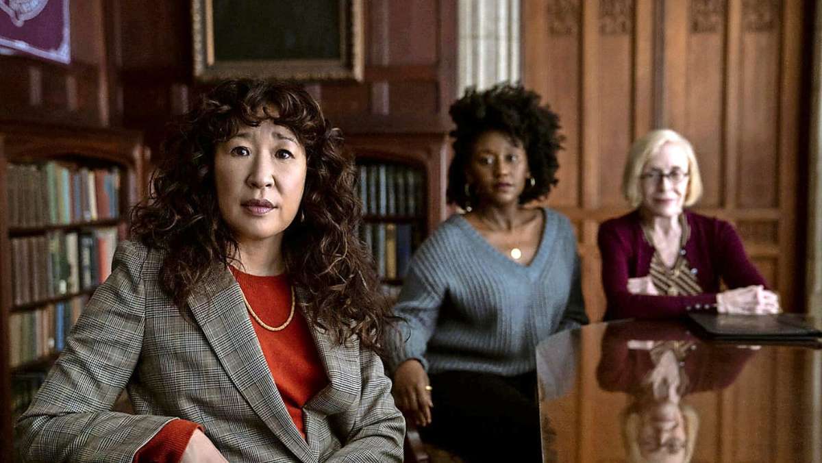 Sandra Oh soll in der Serie „Die Professorin“ auf Netflix den Englisch-Fachbereich einer Universität entstauben: Was taugt die Hochschul-Komödie? 