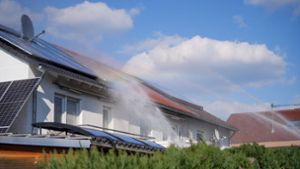 Dachstuhl und Photovoltaikanlage bei Feuer zerstört – hoher Schaden