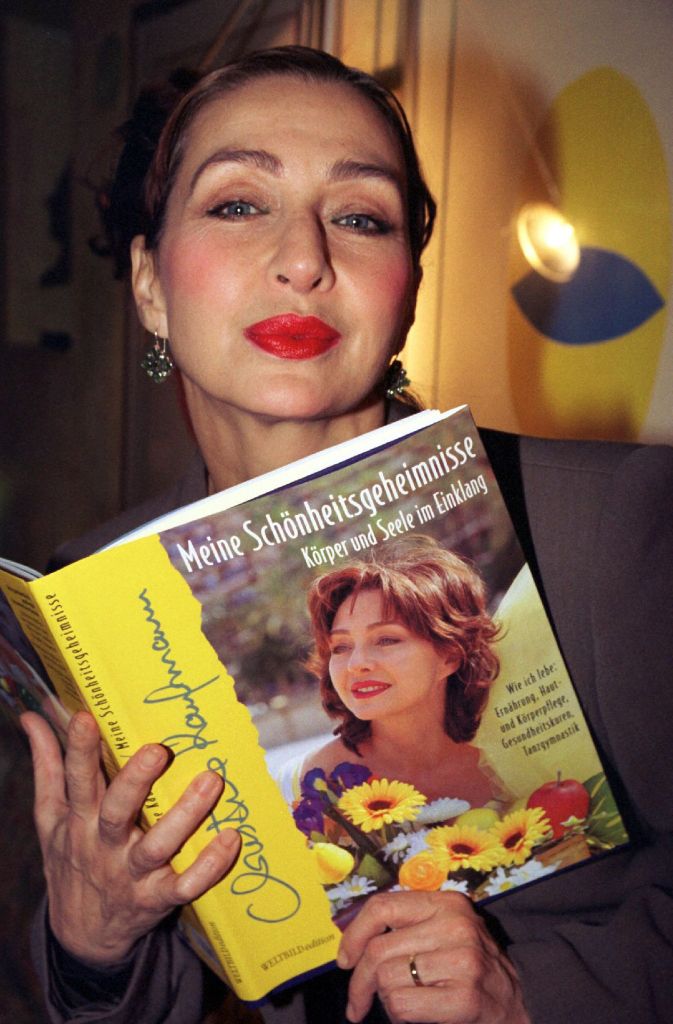 Ein weiteres Buch von ihr: 1997 veröffentlichte Kaufmann ihr Buch „Meine Schönheitsgeheimnisse – Körper und Seele im Einklang“.