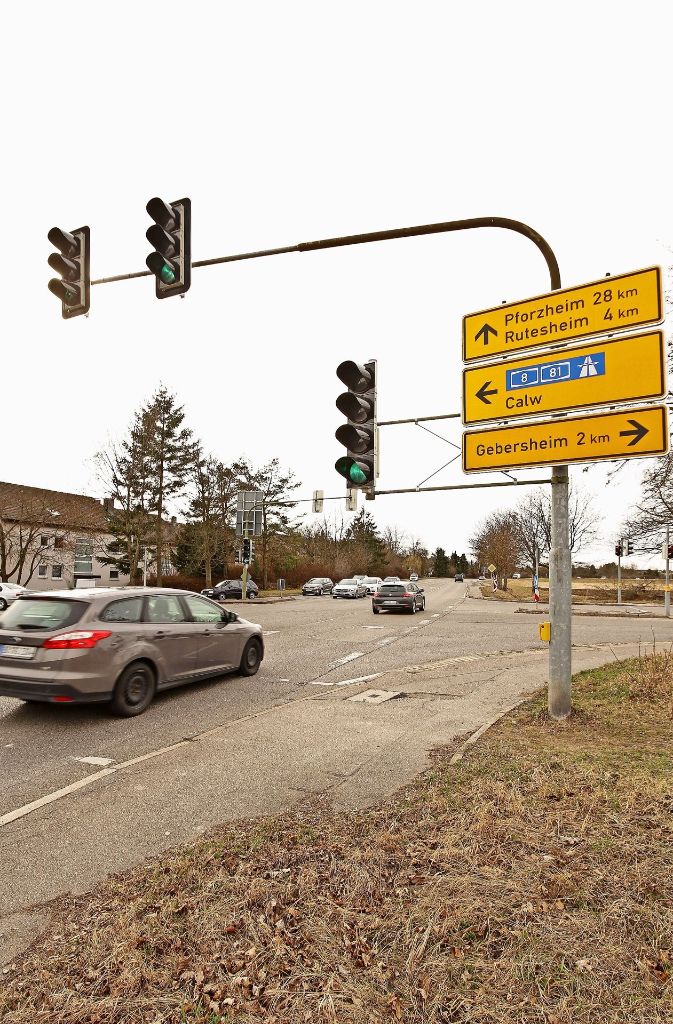 Um Ostern beginnen die Arbeiten an der Kreisstraße nach Rutesheim. Der neue Kreisverkehr wird aber erst 2018 gebaut.