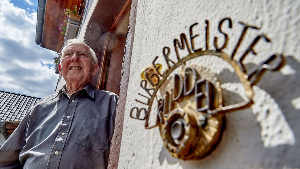 Im Amt seit 1963: Deutschlands ältester Bürgermeister geht mit 94 in Ruhestand