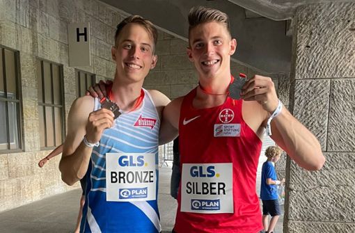 Zwei mit Medaillen: Stefan Volzer (links) und Tim Eikermann Foto: Privat
