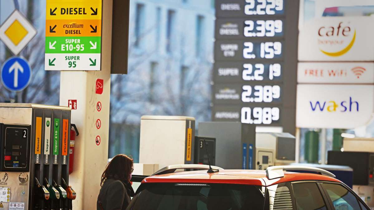 Berliner Energiepreispaket: Warum Diesel nur 14 Cent billiger wird