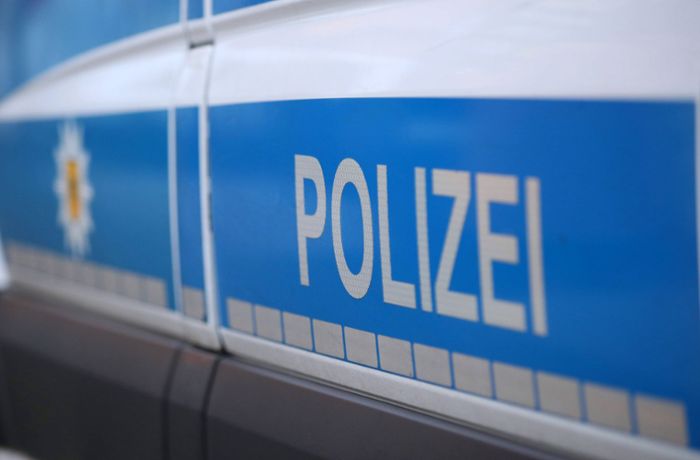 B14  zwischen Stuttgart und Fellbach: 85-Jähriger gefährdet Autofahrer